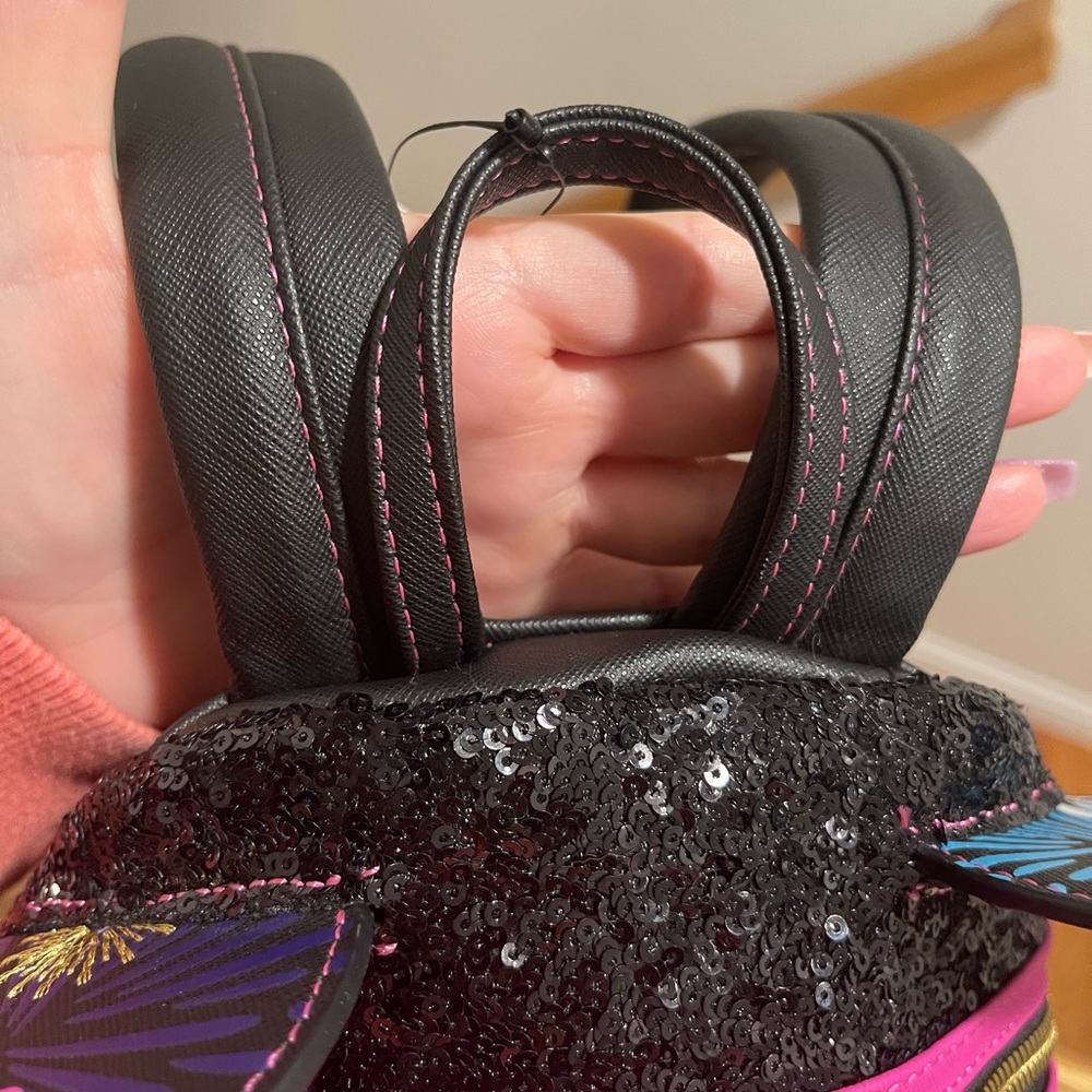 Main attraction December castle loungefly - Picture 10 of 10